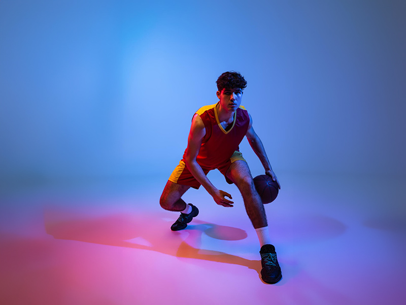 勇士客场做客雄鹿，面对一星四射强势的字母哥，勇士能否取得胜利